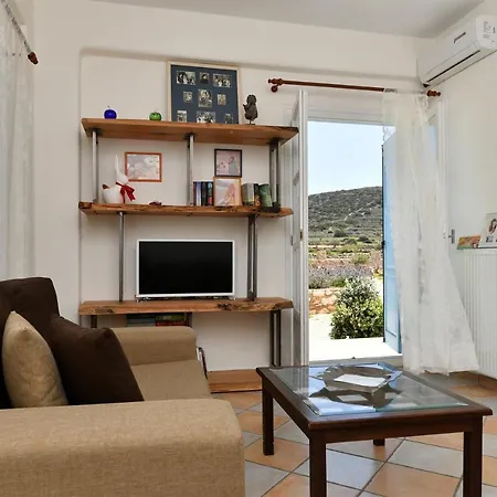 Holiday home Bright Pounta House With Sea View Parikia (Paros)