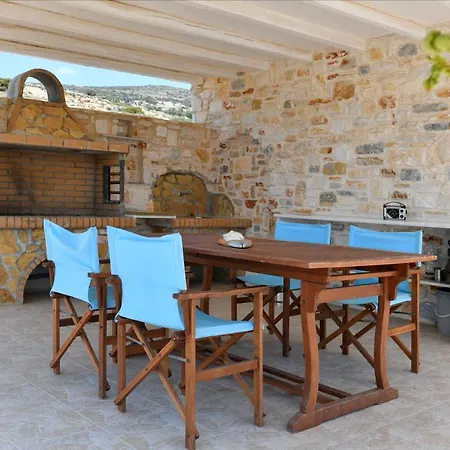 Bright Pounta House With Sea View Holiday home *